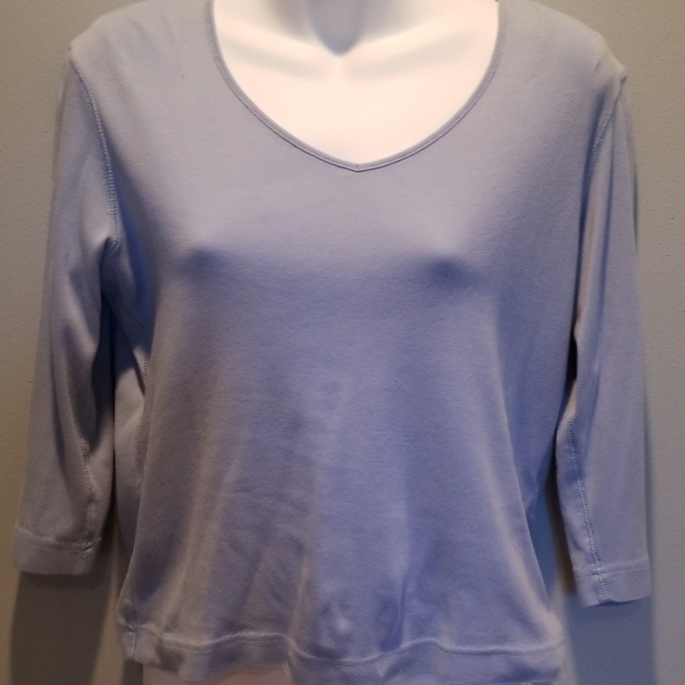 Talbot V neck. T shirt.